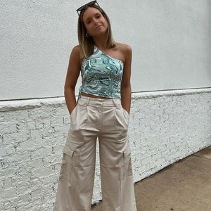 One Shoulder Printed Crop